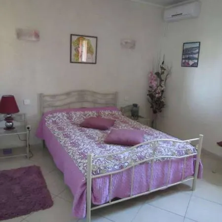 Appartement Nôa Joli F3 Avec Terrasses Et Vue